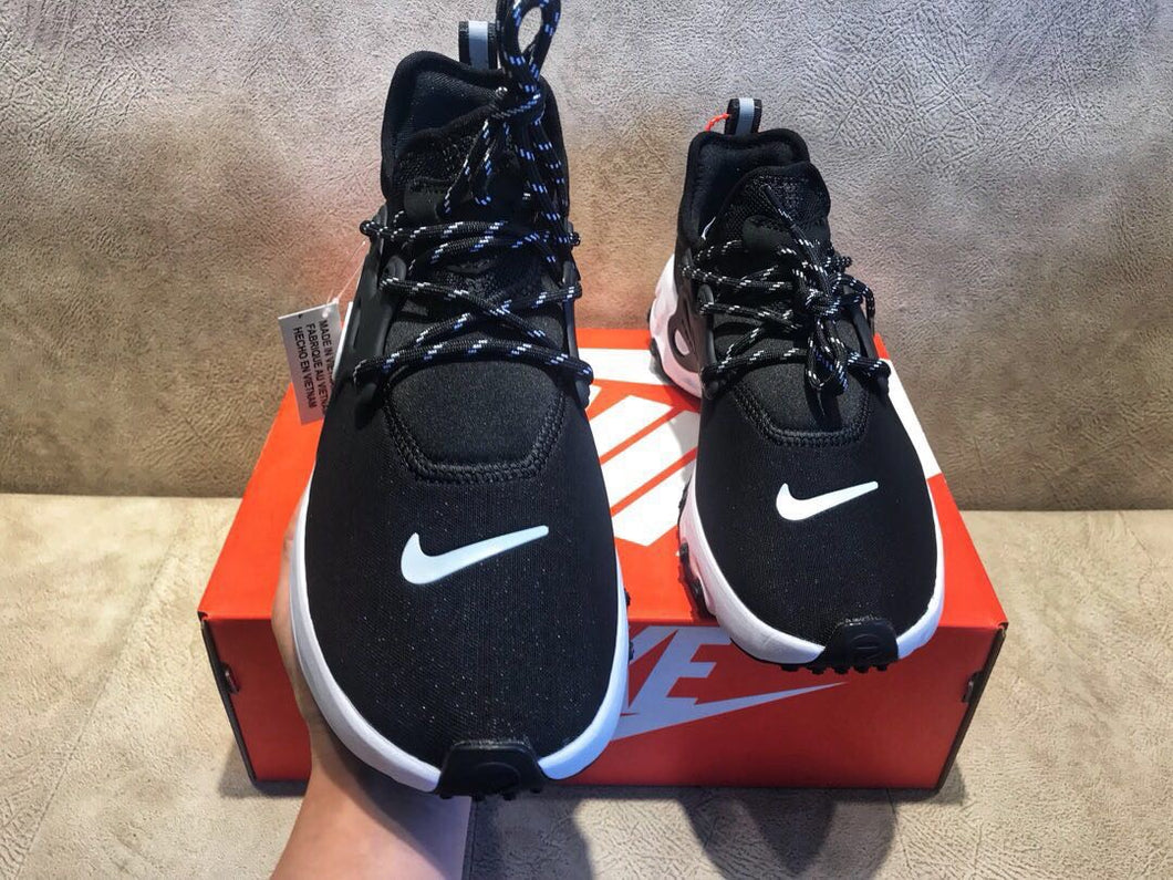 Nike Epic React Flyknit