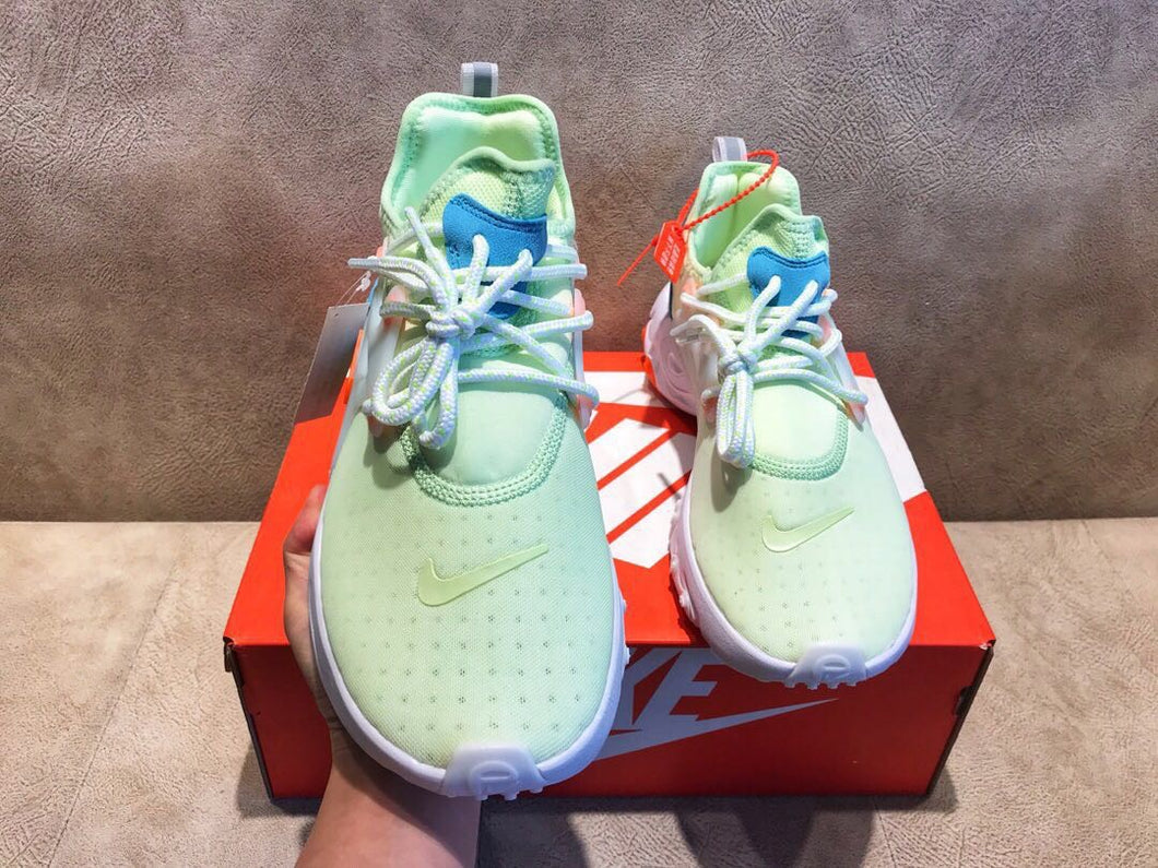 Nike Epic React Flyknit